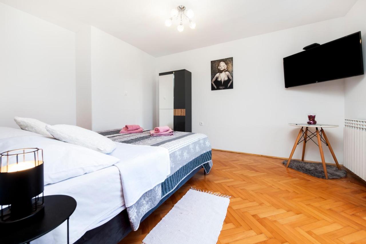 Apartment Biggy Rovinj Bagian luar foto